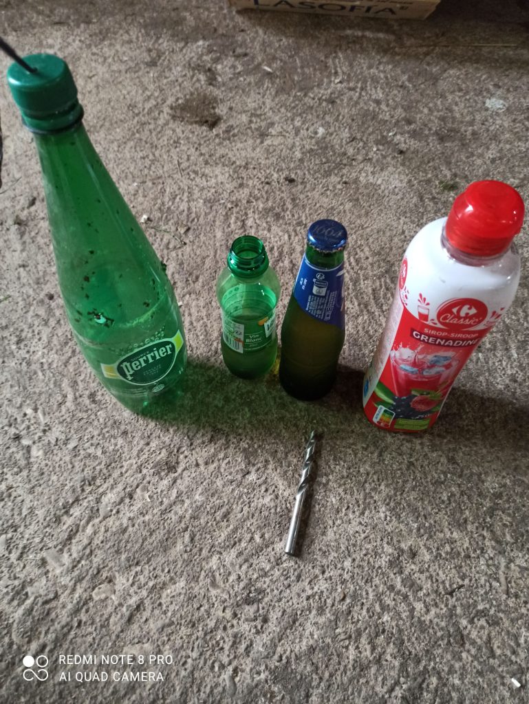 Photo présentant de quoi faire le piège